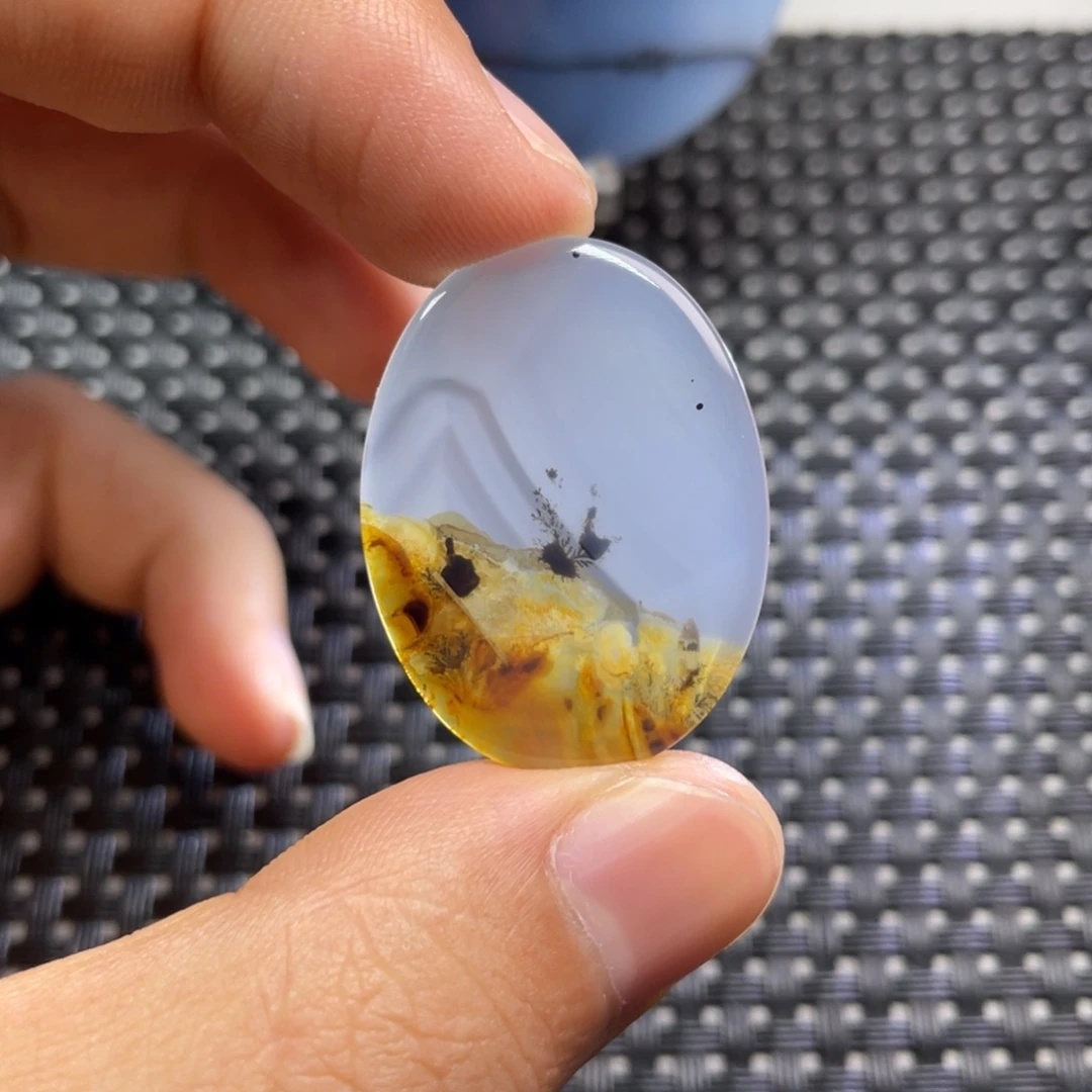 未镶嵌毛衣链玛瑙/玉髓毛****?