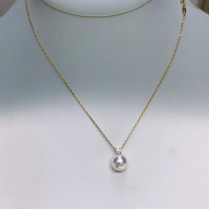 18K金镶嵌海水珍珠吊坠8.5-9