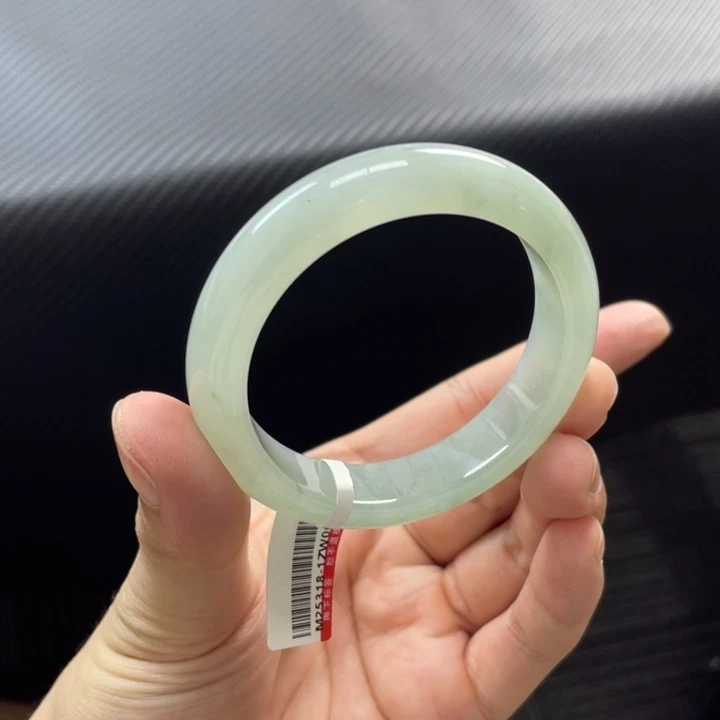 翡翠手镯未镶嵌天然缅甸a货翡翠手镯