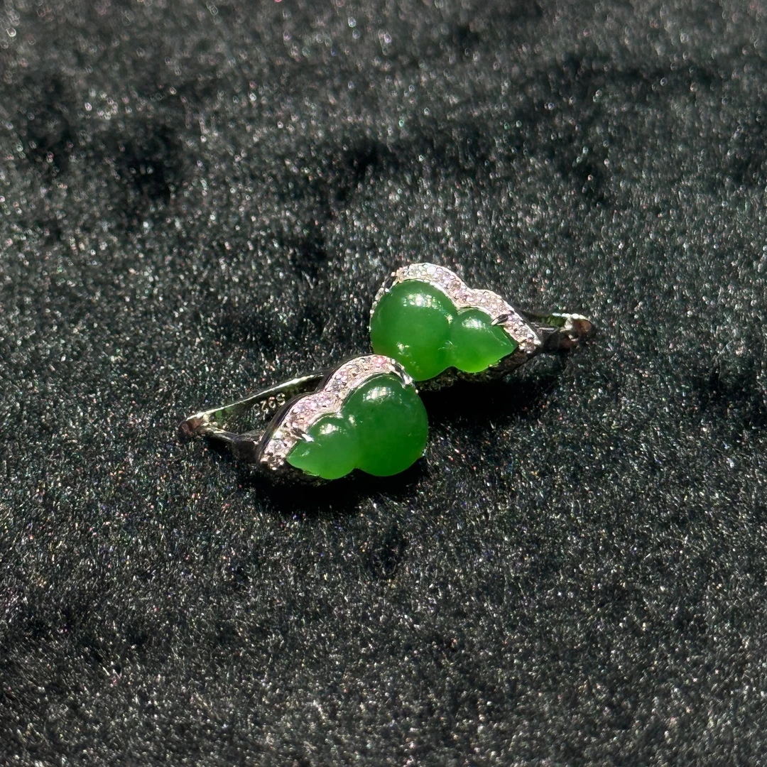 ZBG1706碧玉福禄耳钉925(珠宝多样性发其一）