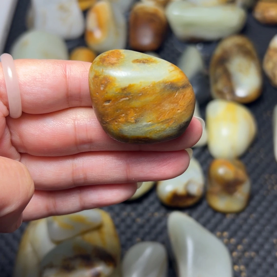 和田玉未镶嵌挂件B11