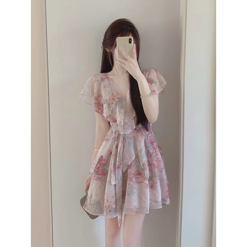 法式碎花V领印花短袖连衣裙女夏季绝美气质收腰显瘦荷叶边短裙子