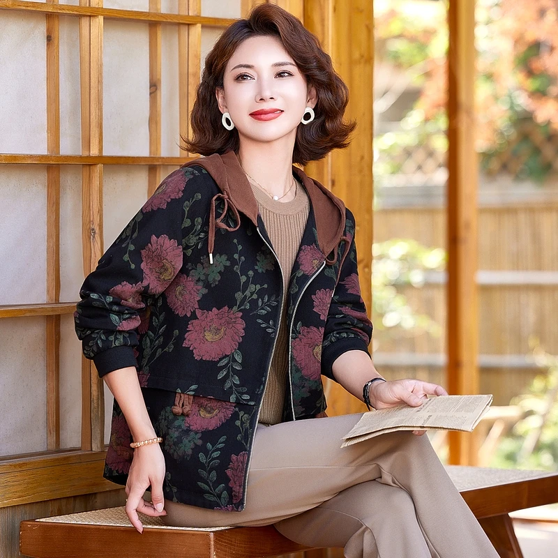 高贵时尚短款连帽厚款中老年女装中老年夹克休闲开衫宽松秋季