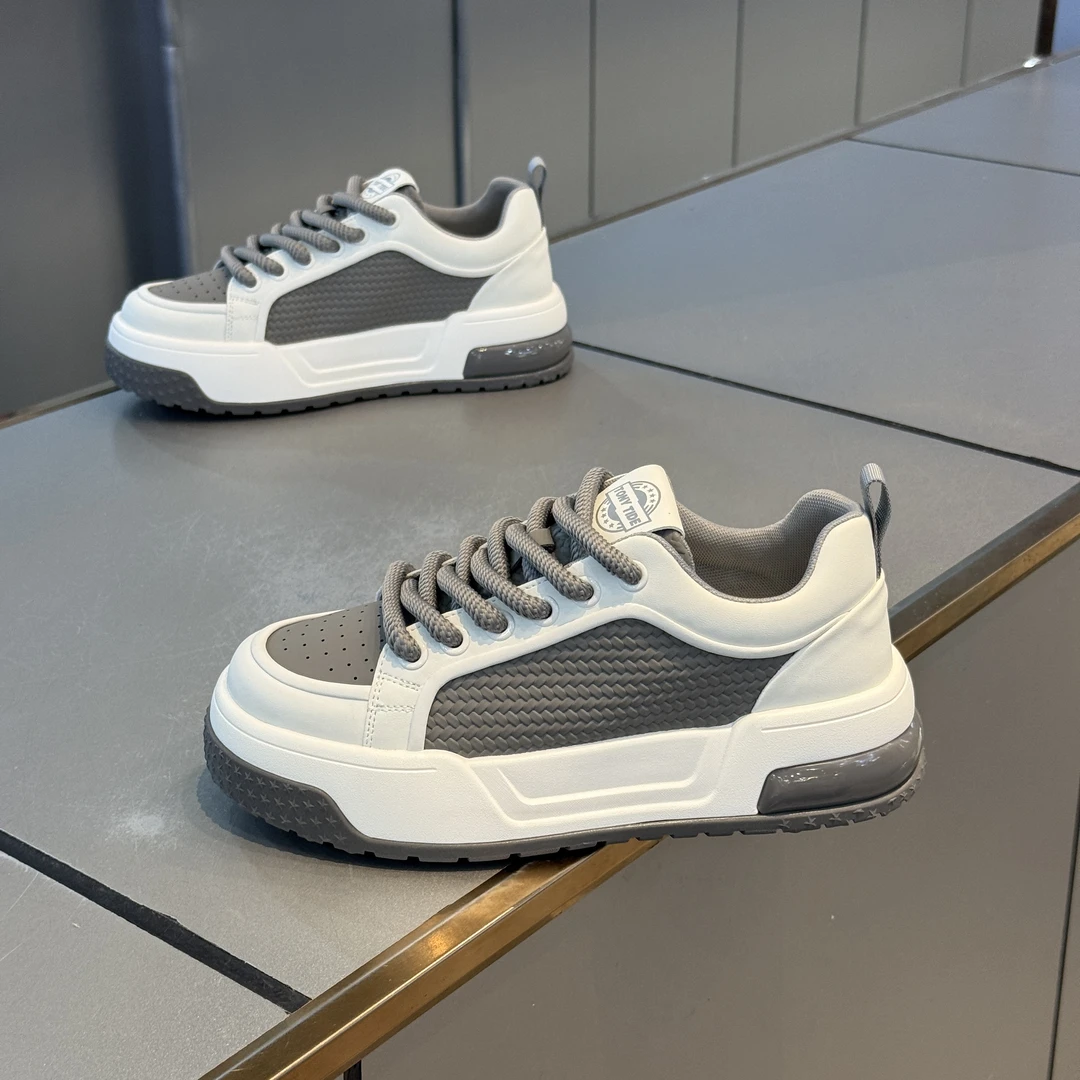 轻奢原创高级感小白鞋2025秋季新款真皮厚底增高板鞋百搭休闲男鞋