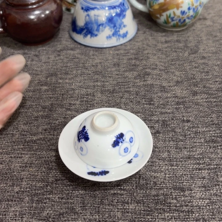 瓷片非常美丽好看的物品