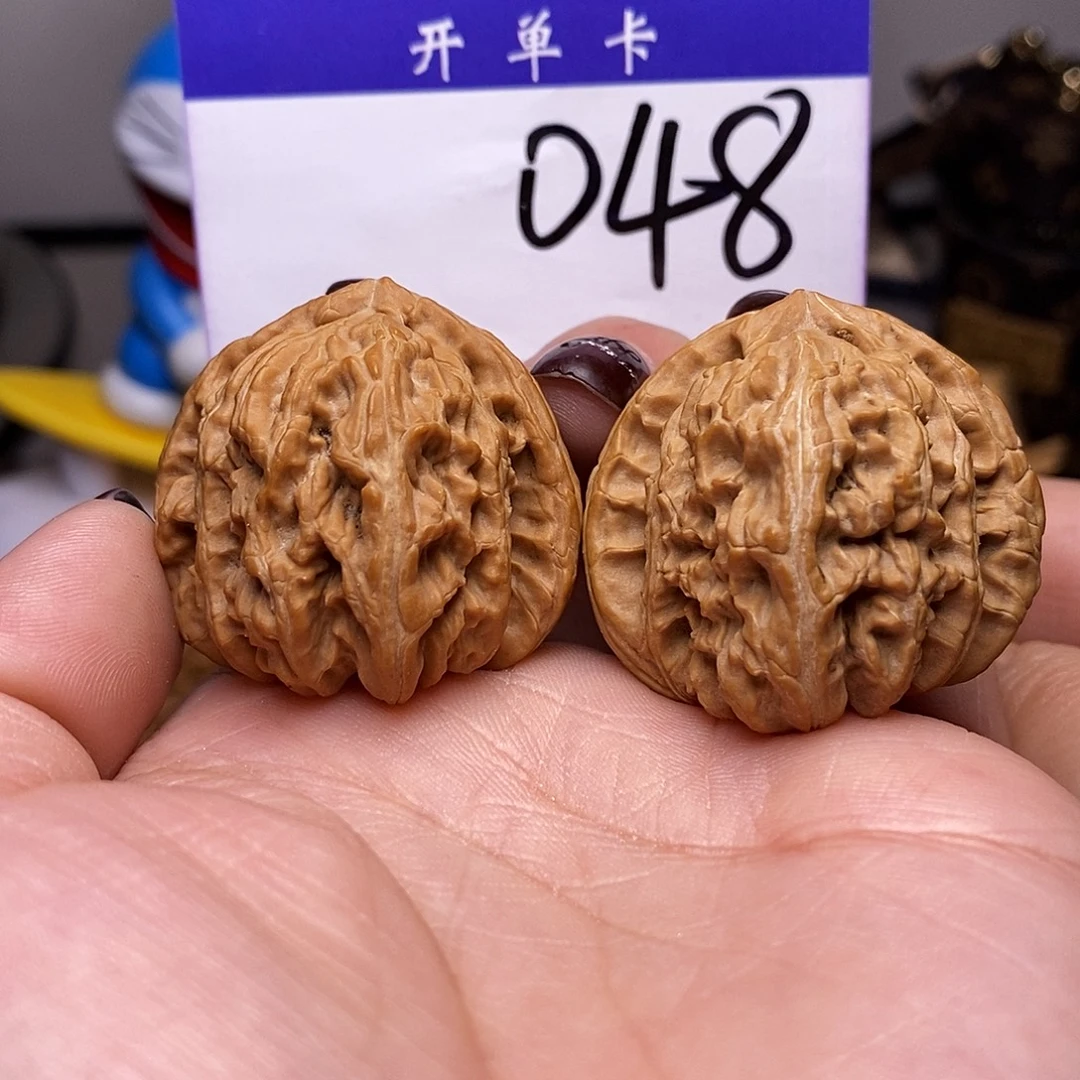 桃核吊坠文玩核桃白狮子36全品n