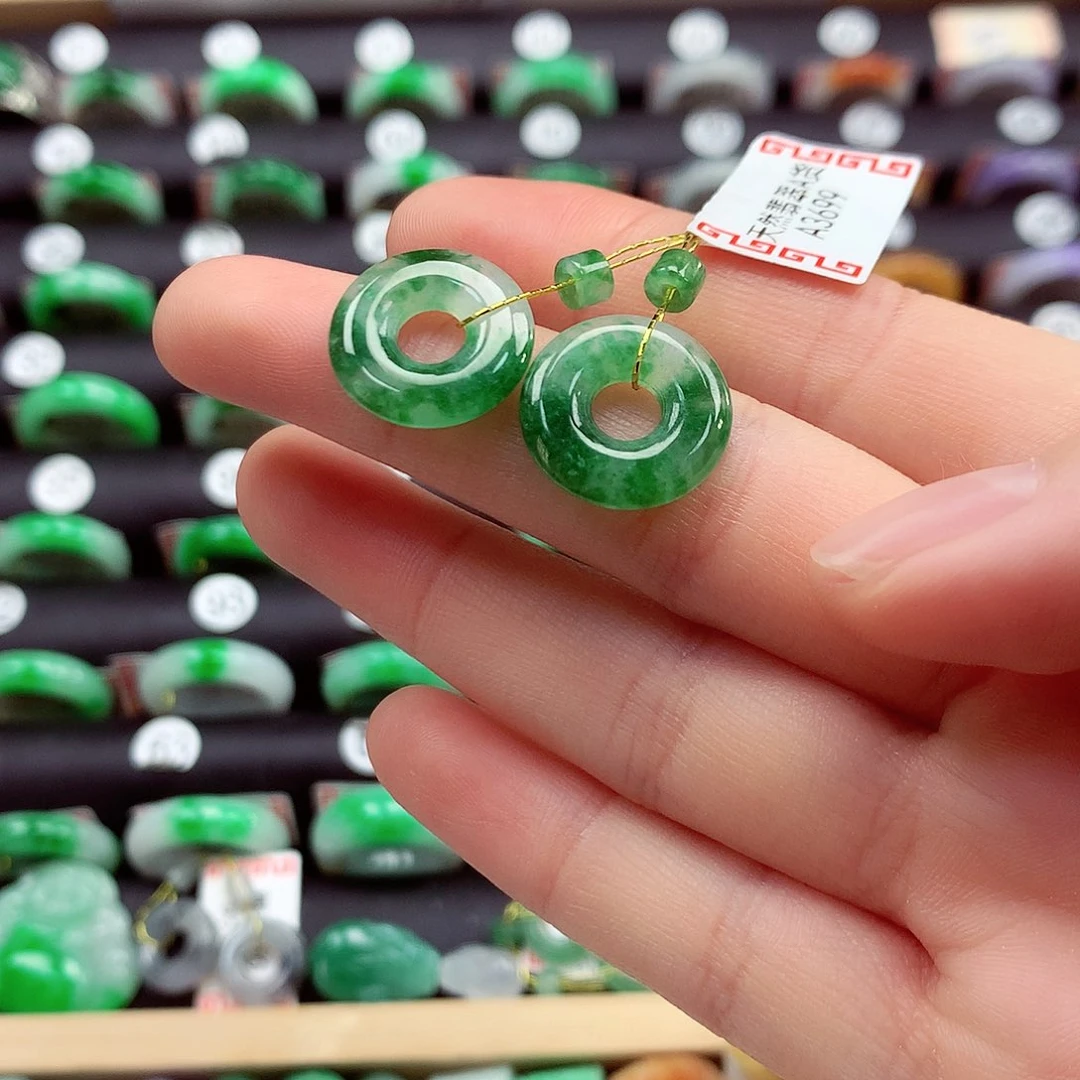 翡翠戒指未镶嵌甜甜圈一对