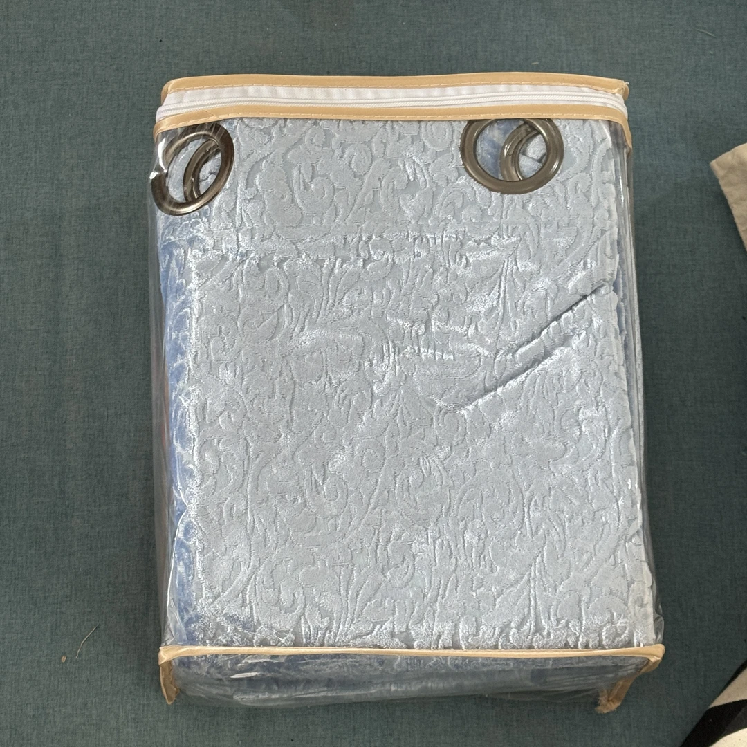 外贸雾霾蓝色丝绒提花三片装窗帘 两片150*270+一片200*270窗纱