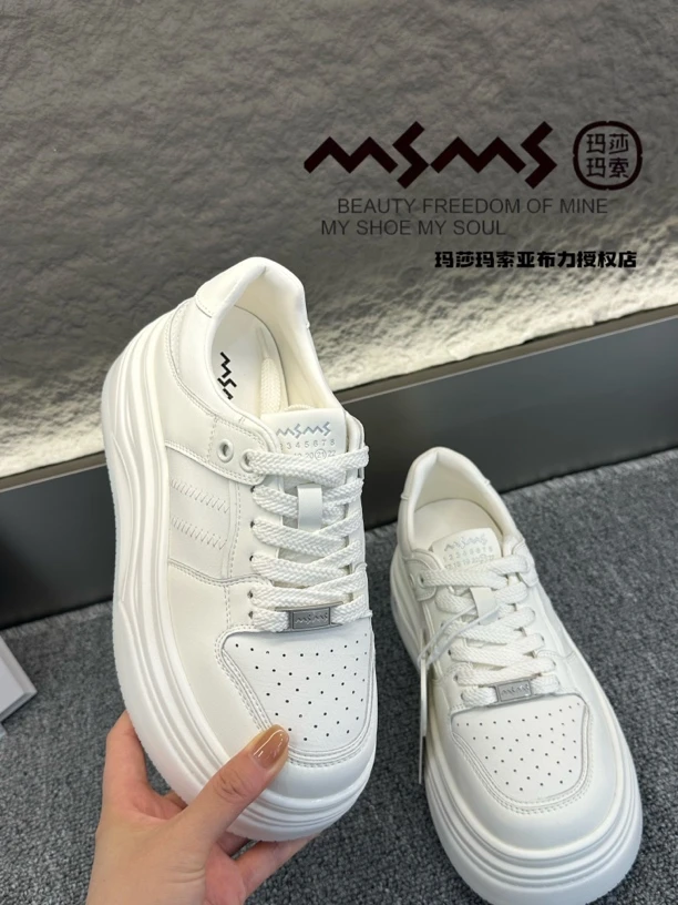玛莎玛索8031秋季松糕底纯色系带休闲鞋