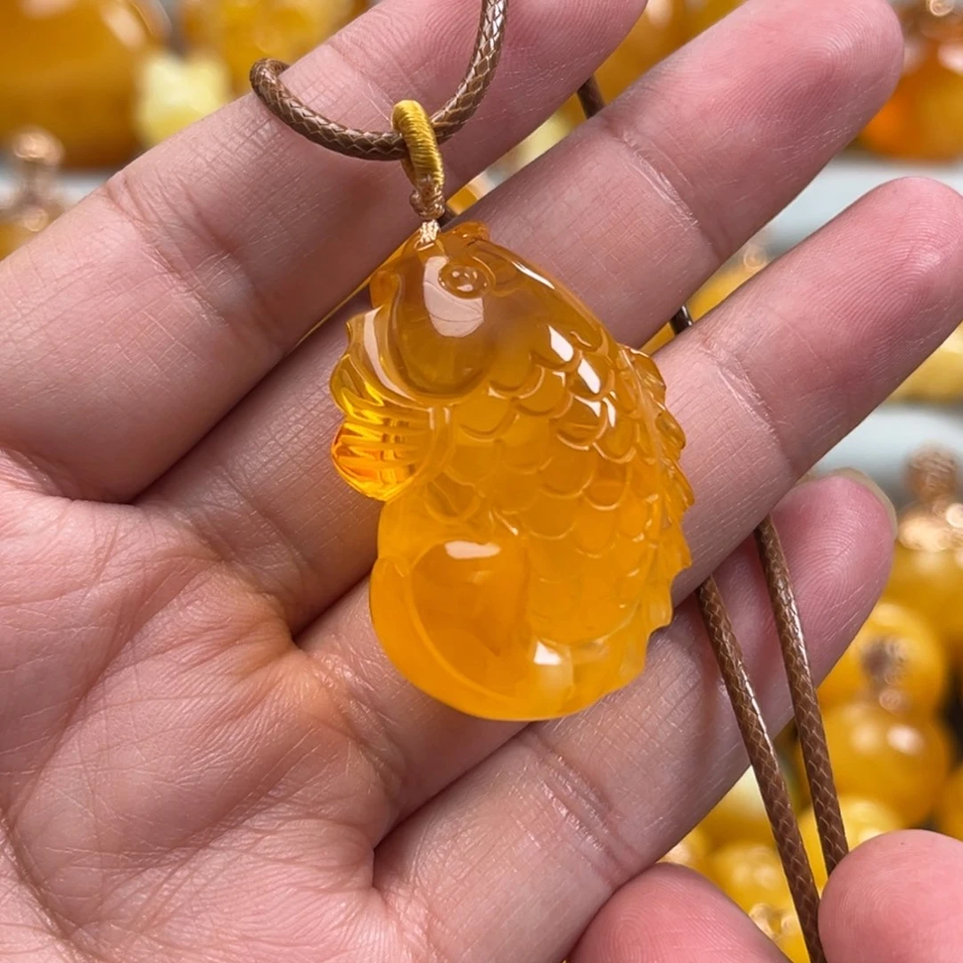 蜜蜡珠宝奇石未镶嵌