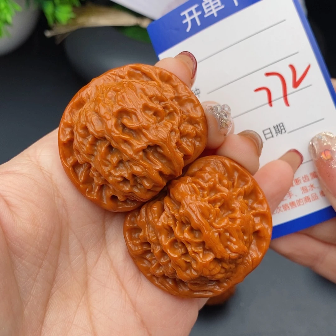 文玩核桃把件用****944红狮子772