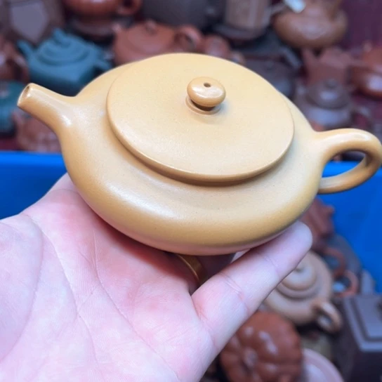 紫砂茶壶瑕疵………………