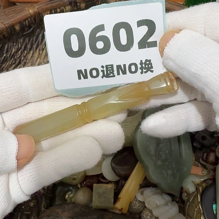 爱***松瓷片瓷片瓷片瓷片