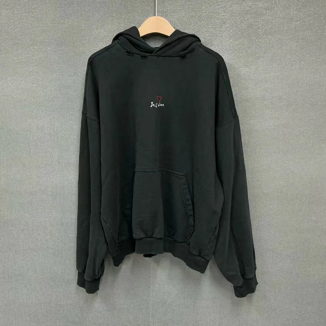 99新 Balenciaga/巴黎世家 爱心刺绣破坏帽衫卫衣xs码