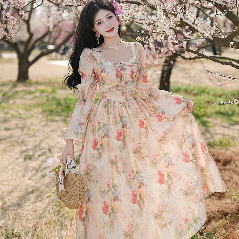 法式复古高级感长袖连衣裙女春季胖mm显瘦遮肚小个子碎花裙子6989