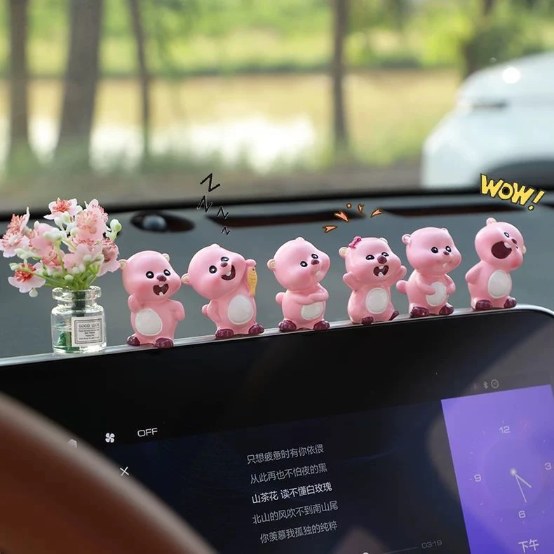 小海狸可爱车内车上中控台饰品网红粉色解压车载装饰摆件汽车摆件