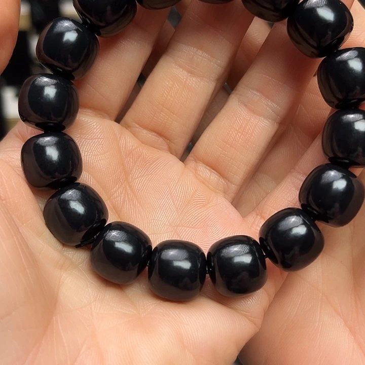 海****和田玉（墨玉）未镶嵌手链卡14老型高羊脂