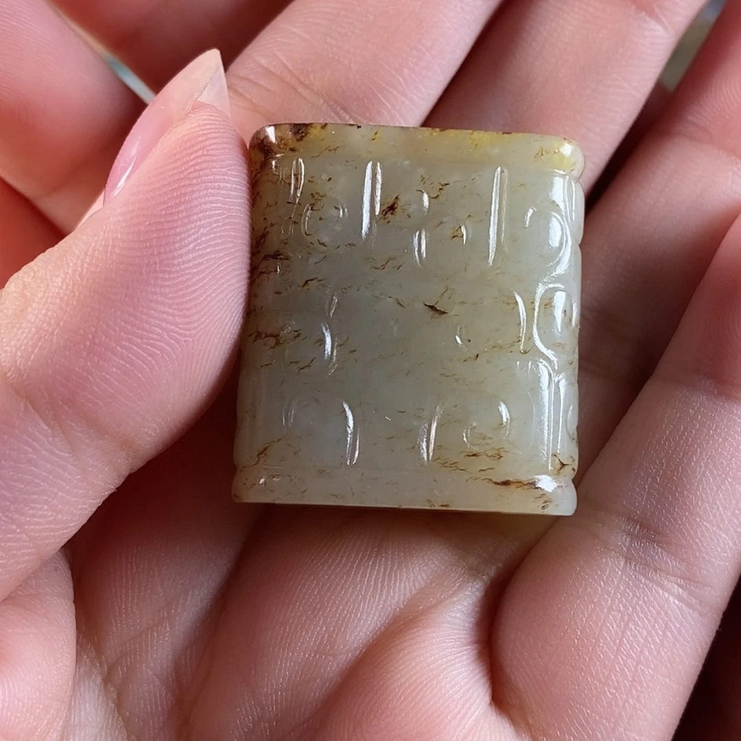 古***玉和田玉未镶嵌挂件