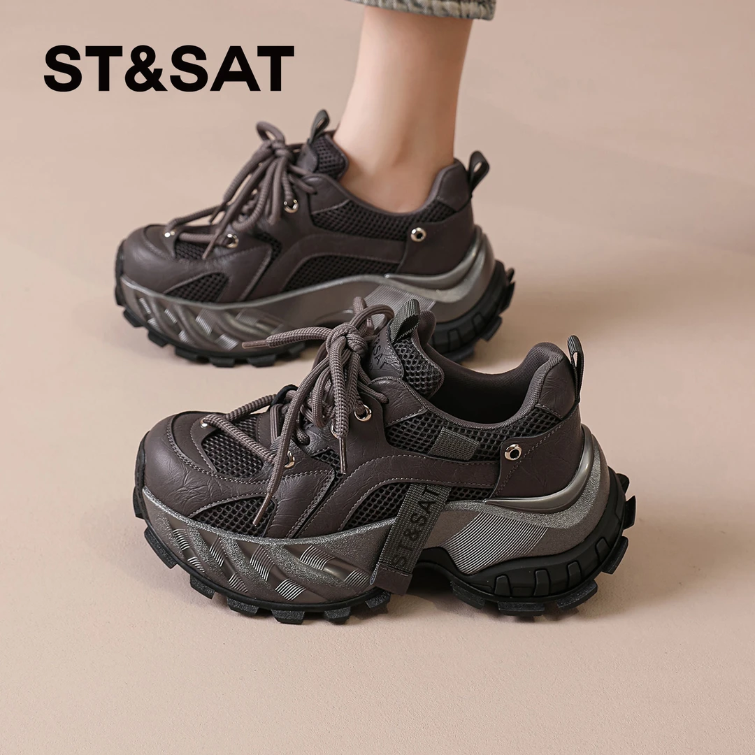 星期六网面轻奢鞋子2025新款秋季增高休闲鞋女士百搭透气厚底女鞋