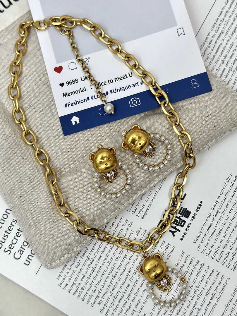 铜合金项链 东大门韩版复古金色个性可爱小熊女王戒指项链 XL24