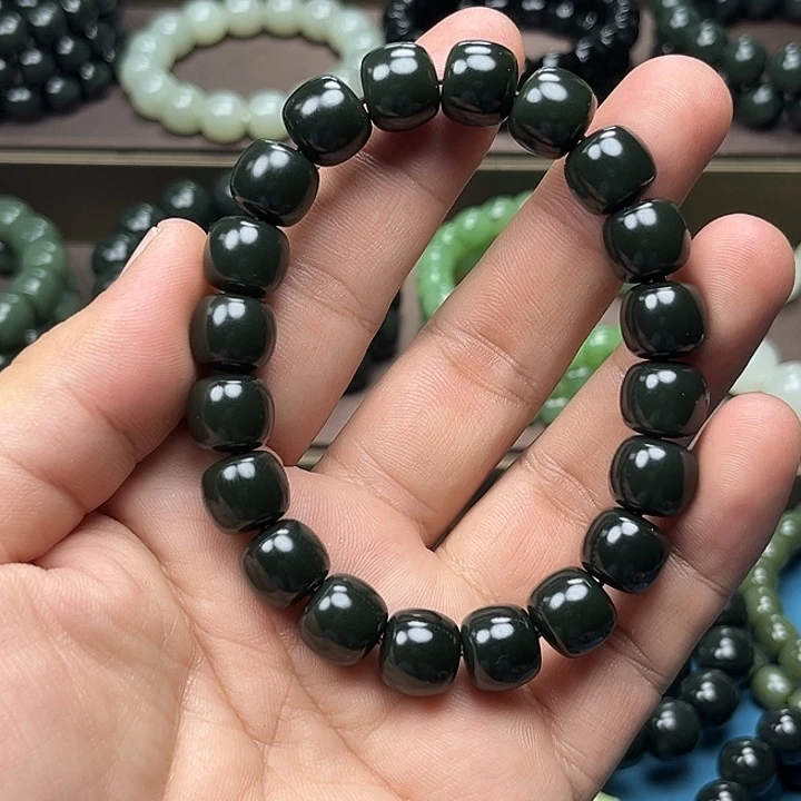 花***丶和田玉未镶嵌手链