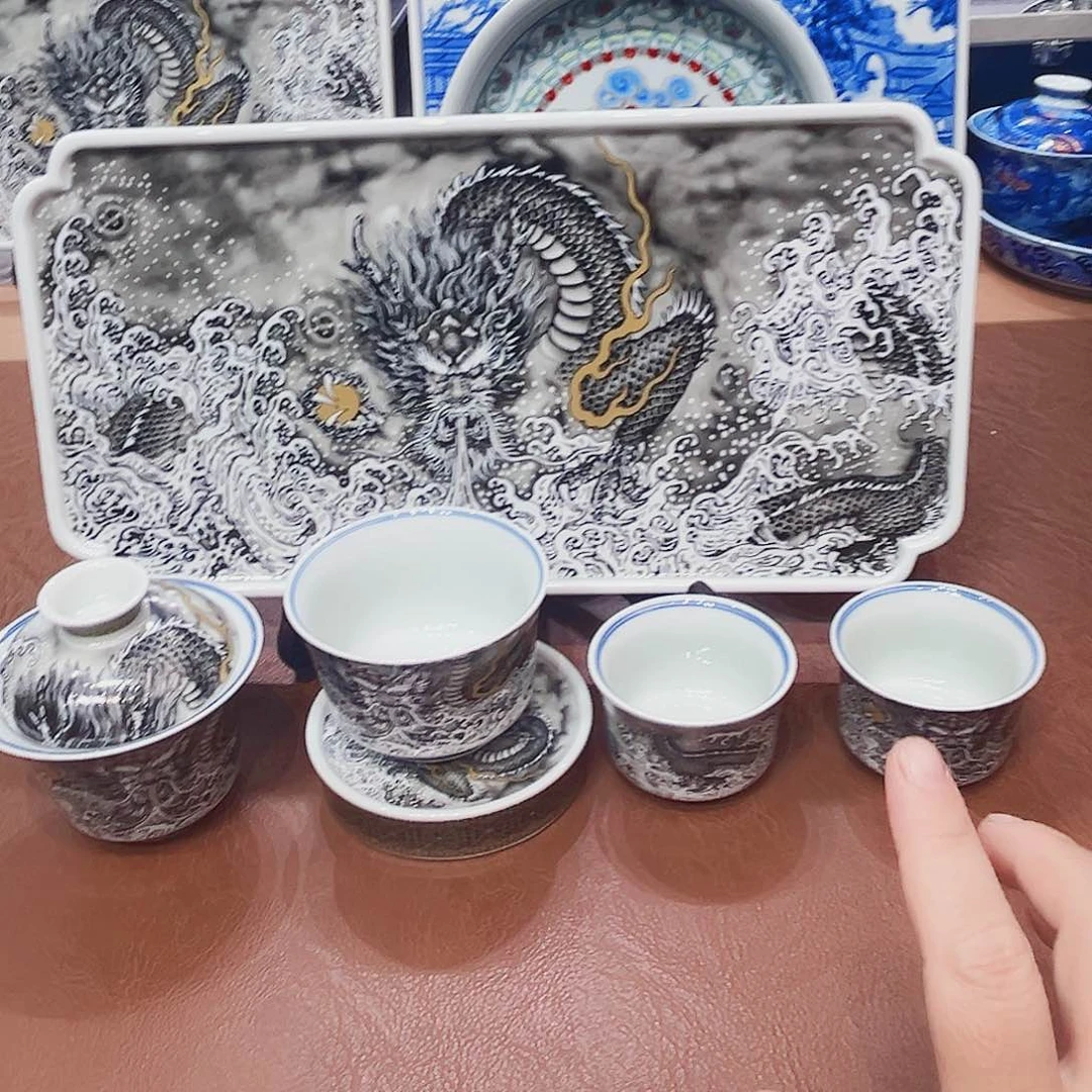 摆件景德镇陶瓷研究所从事生产经营