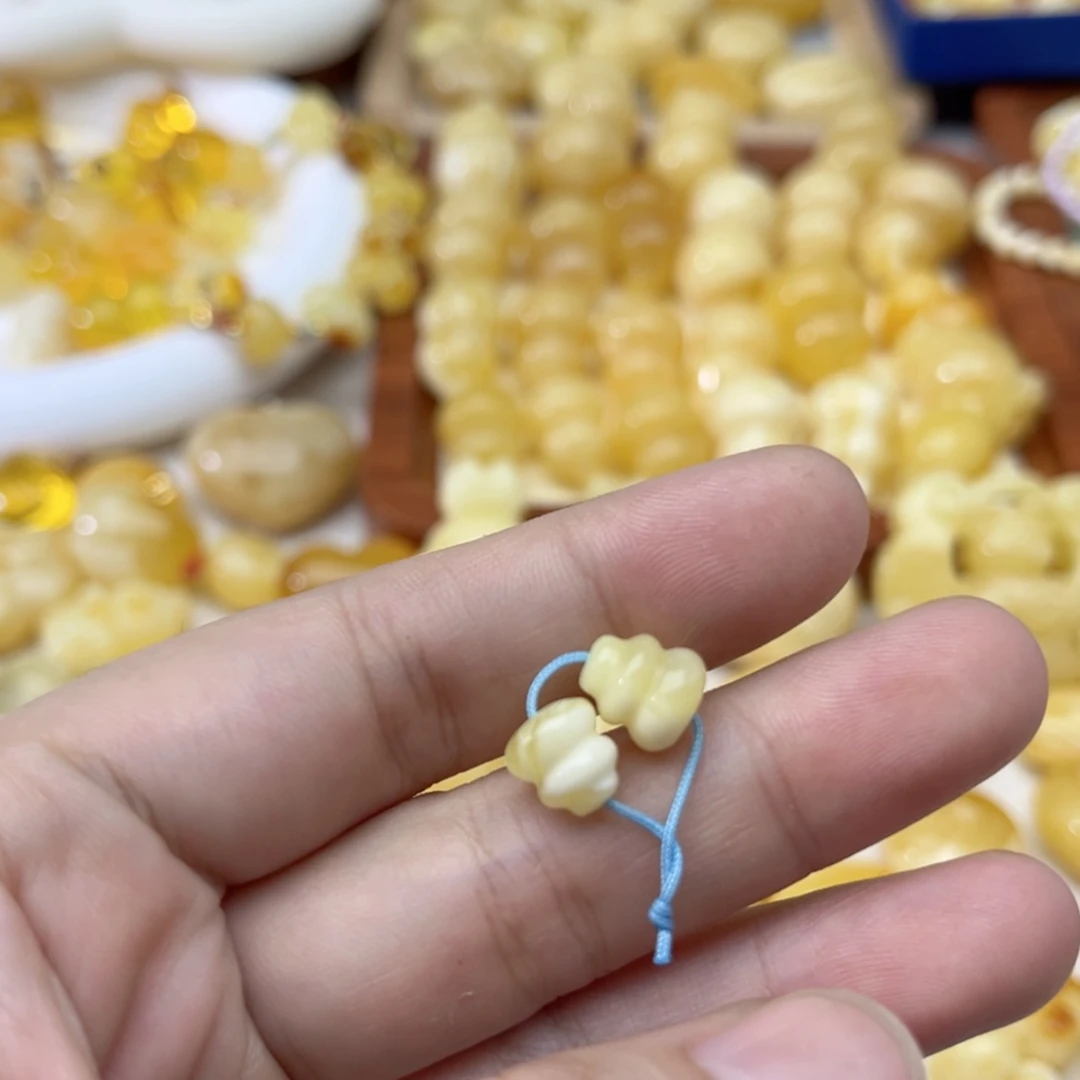 【闪购商品】未镶嵌蜜蜡裸石定制