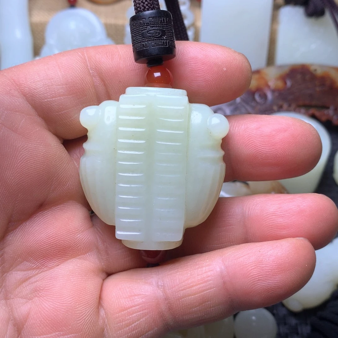 和田玉挂件未镶嵌