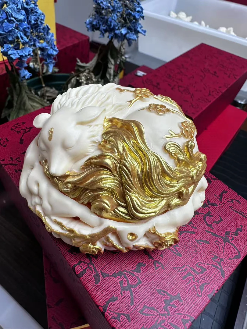 象牙果九尾狐香炉（金）