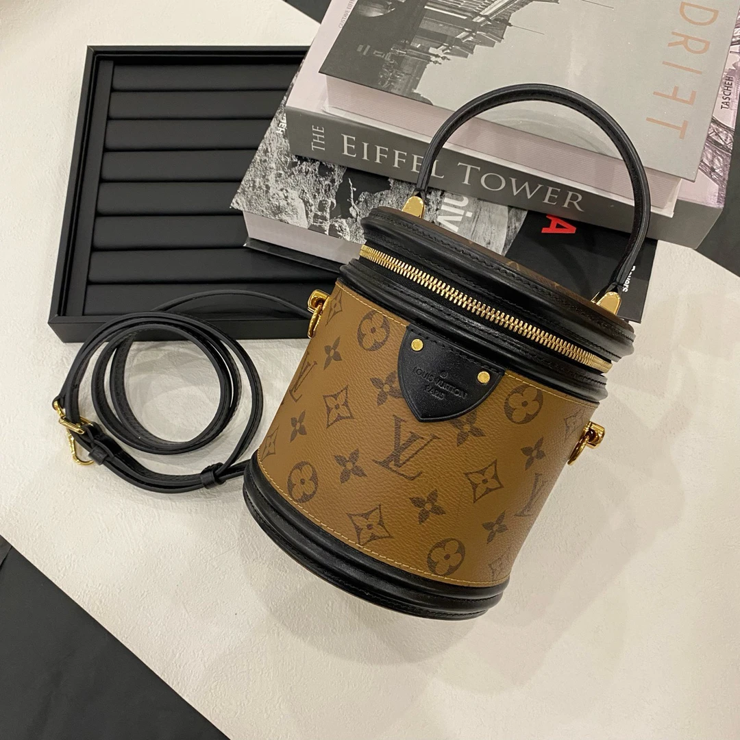 95新 LouisVuitton/路易威登 发财桶手提斜挎包