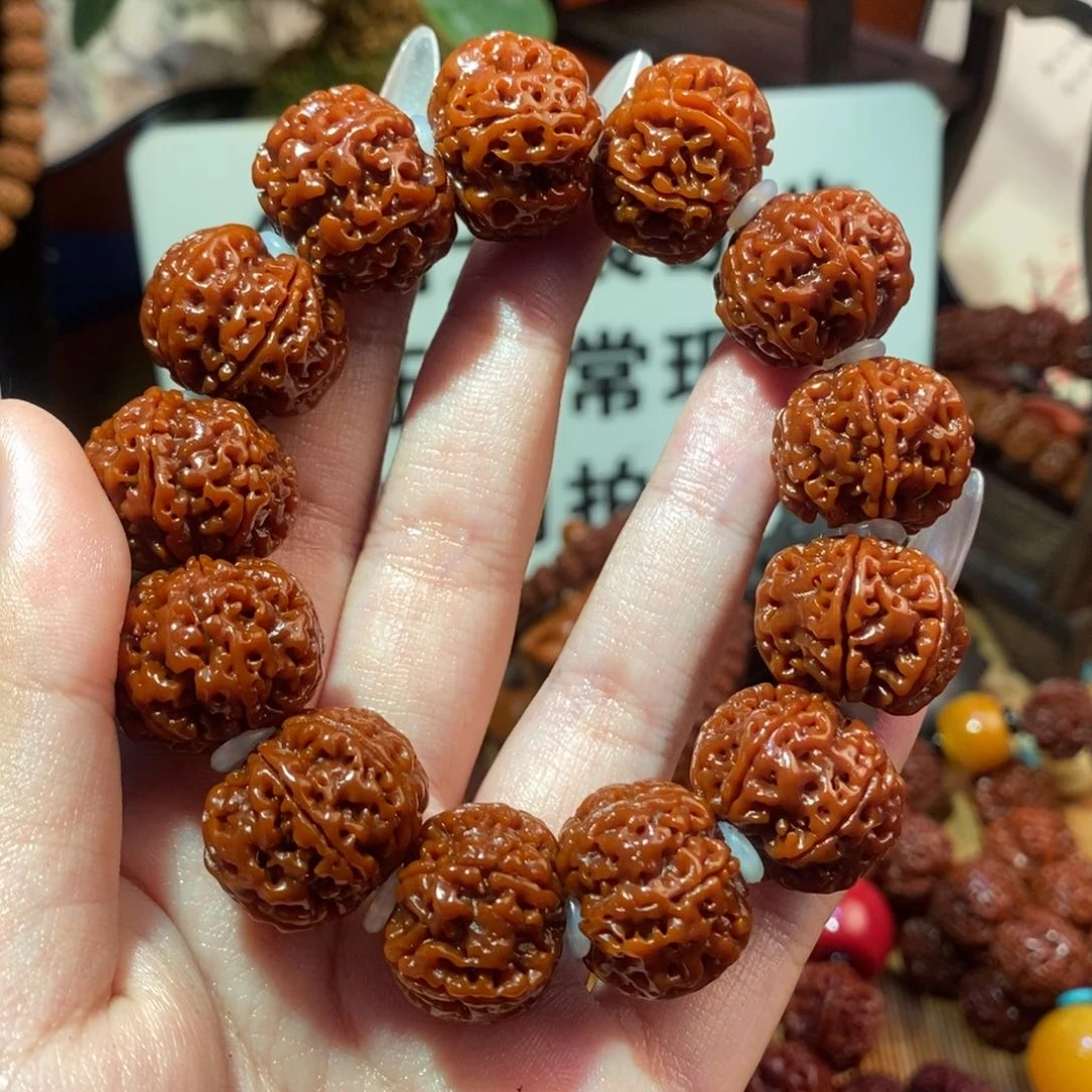 金刚菩提手串206肉玉化