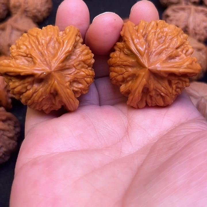 吊坠文玩核桃你们都在