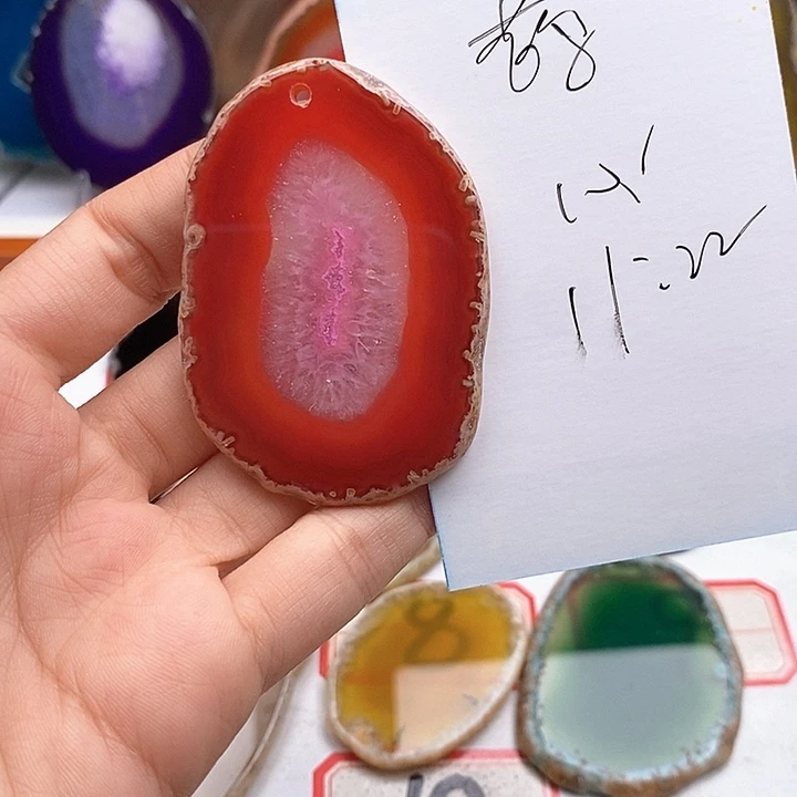 鹊***缘合金颈饰玛瑙/玉髓
