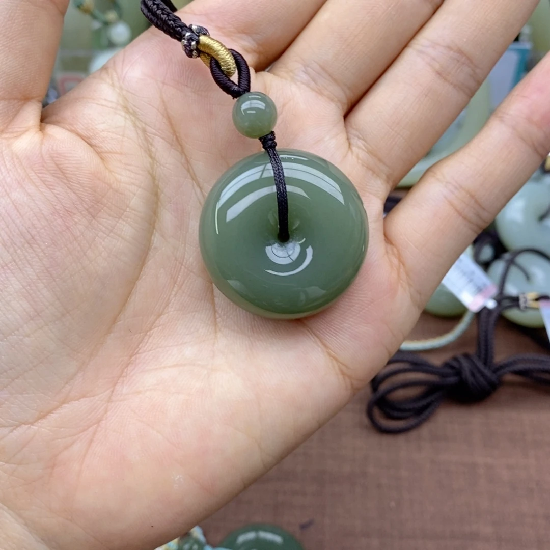 平***乐吊坠(不含链)未镶嵌和田玉