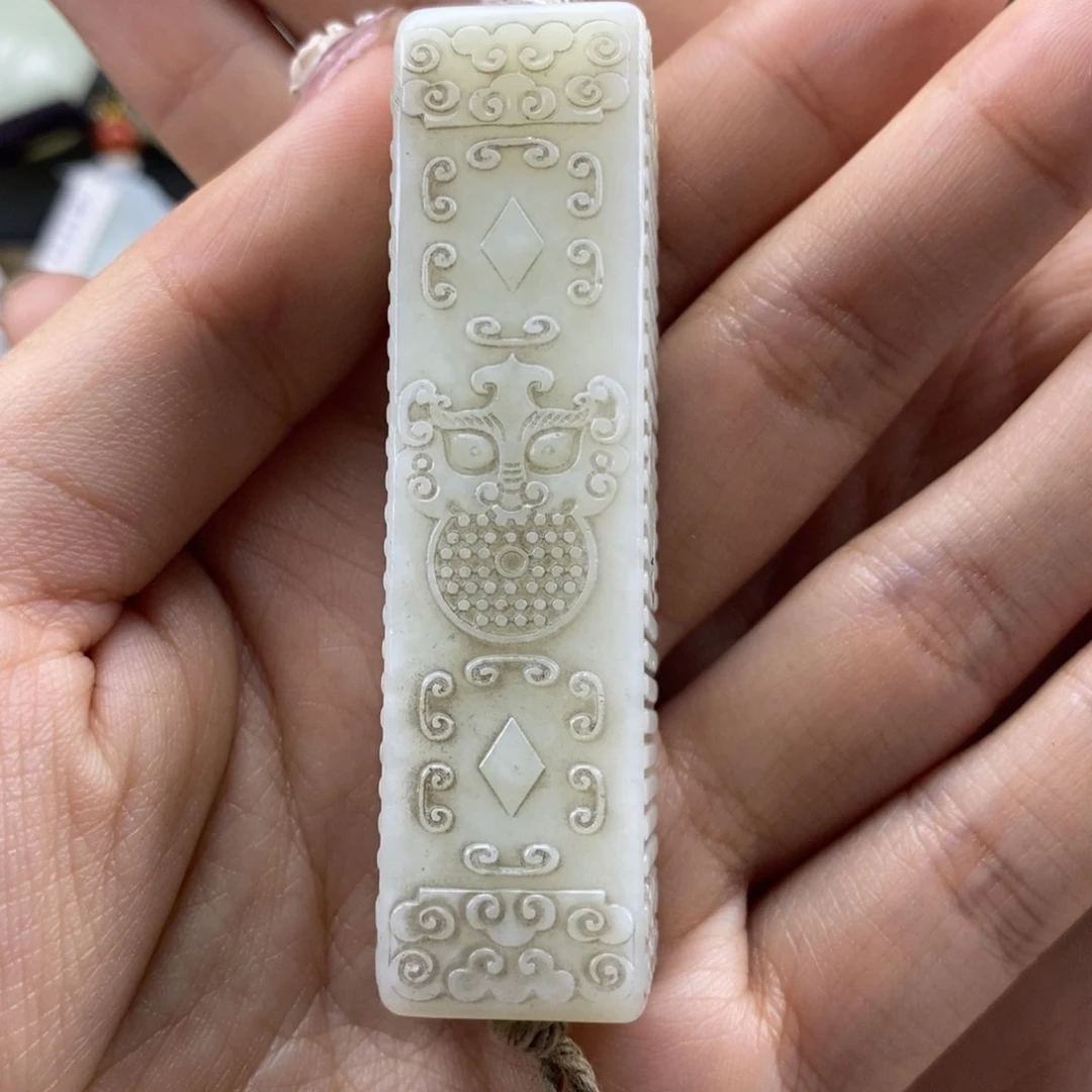 和田玉挂件未镶嵌沙*