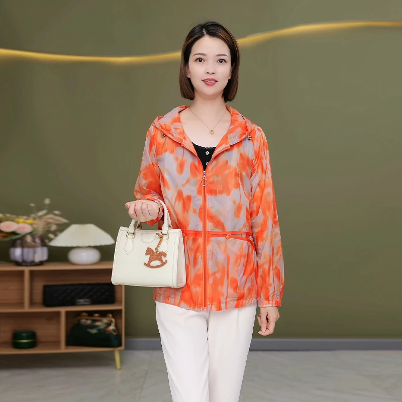 A122新款轻奢女装短款休闲轻薄外套气质减龄时尚中年大码外套