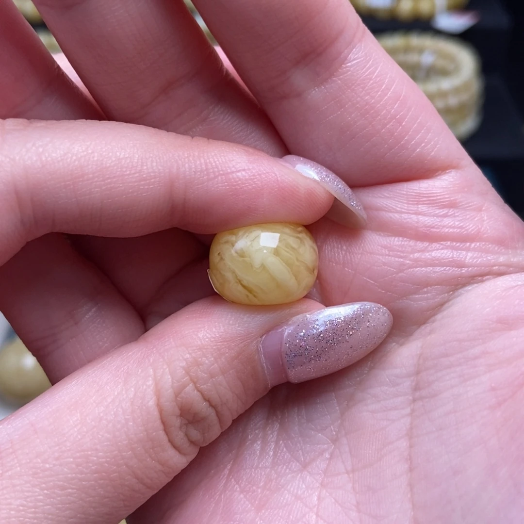 蜜蜡未镶嵌珠宝奇石卡14.9