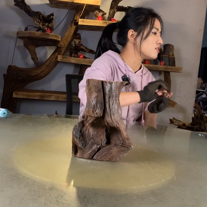 沐***铃天然的云南紫柚木会黄水