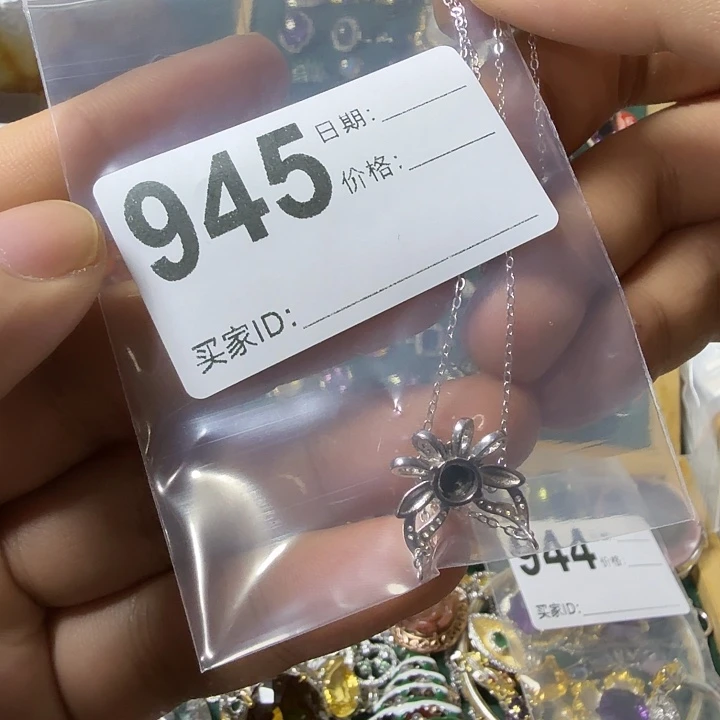 银S925镶嵌颈饰水晶?***?