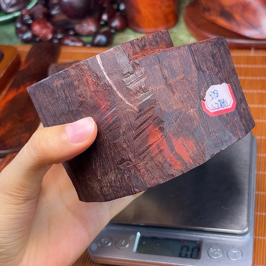 彬***印度小叶紫檀料子1.2琴料
