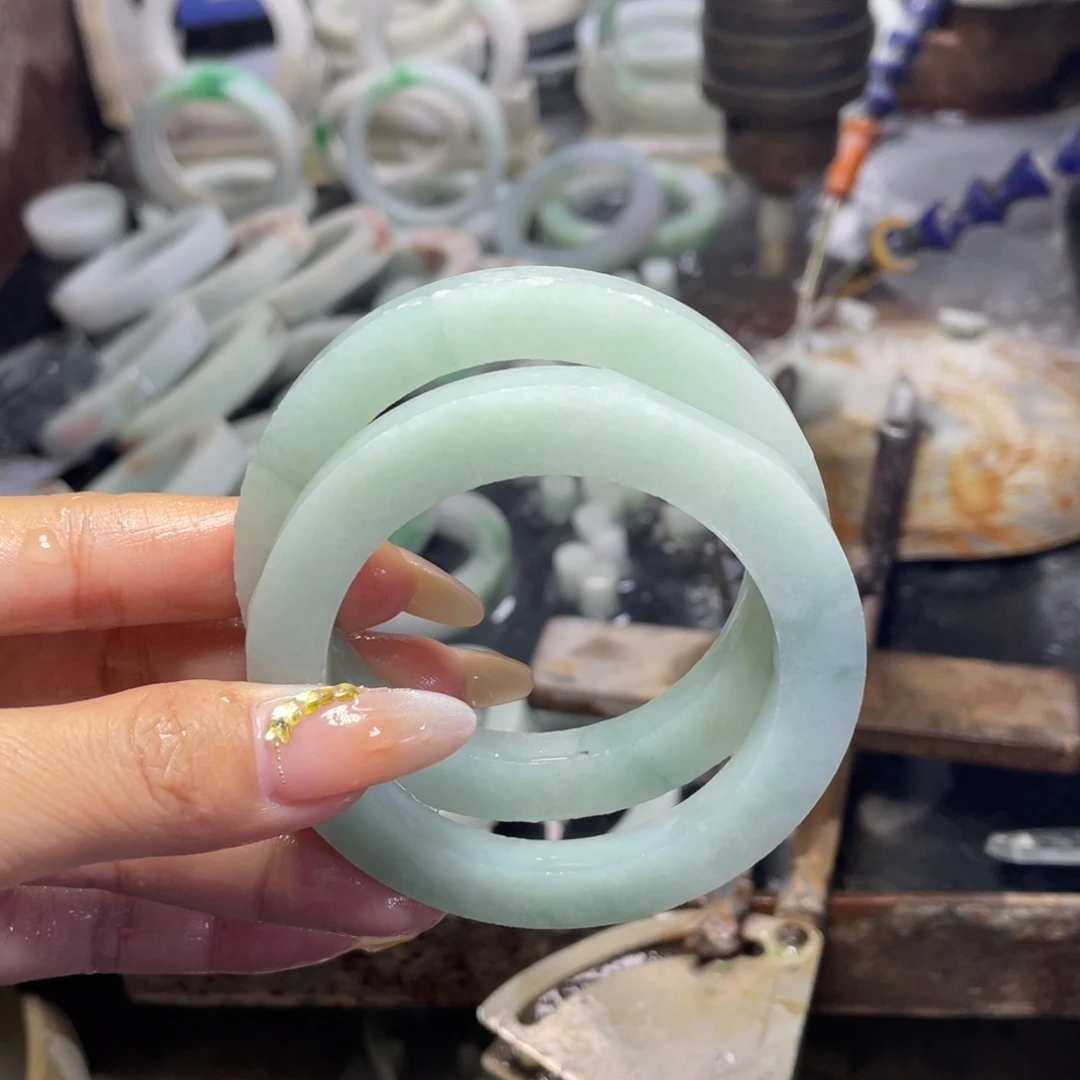 未镶嵌定制翡翠球*