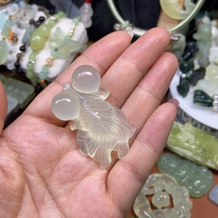 蛇纹石玉合金颈饰