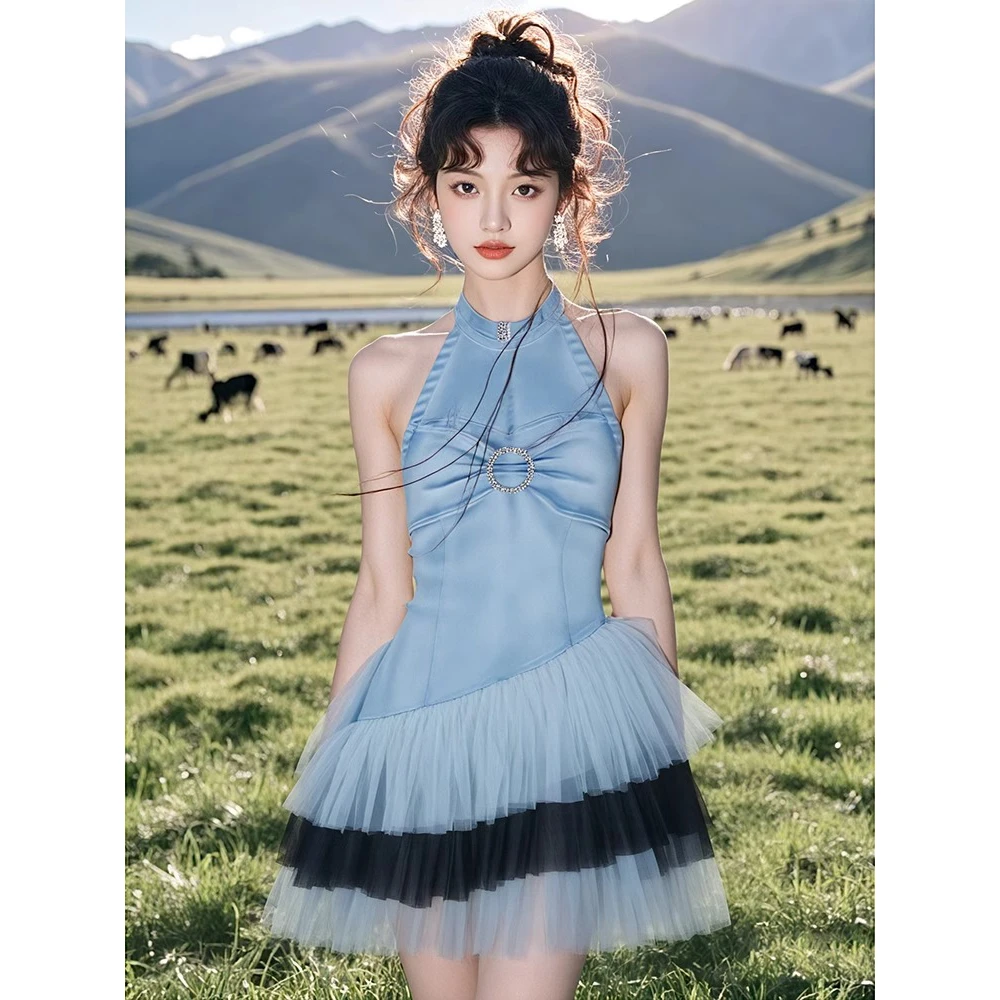 复古拼接高级感挂脖牛仔短裙女夏季新款不规则芭蕾风蓬蓬连衣裙子