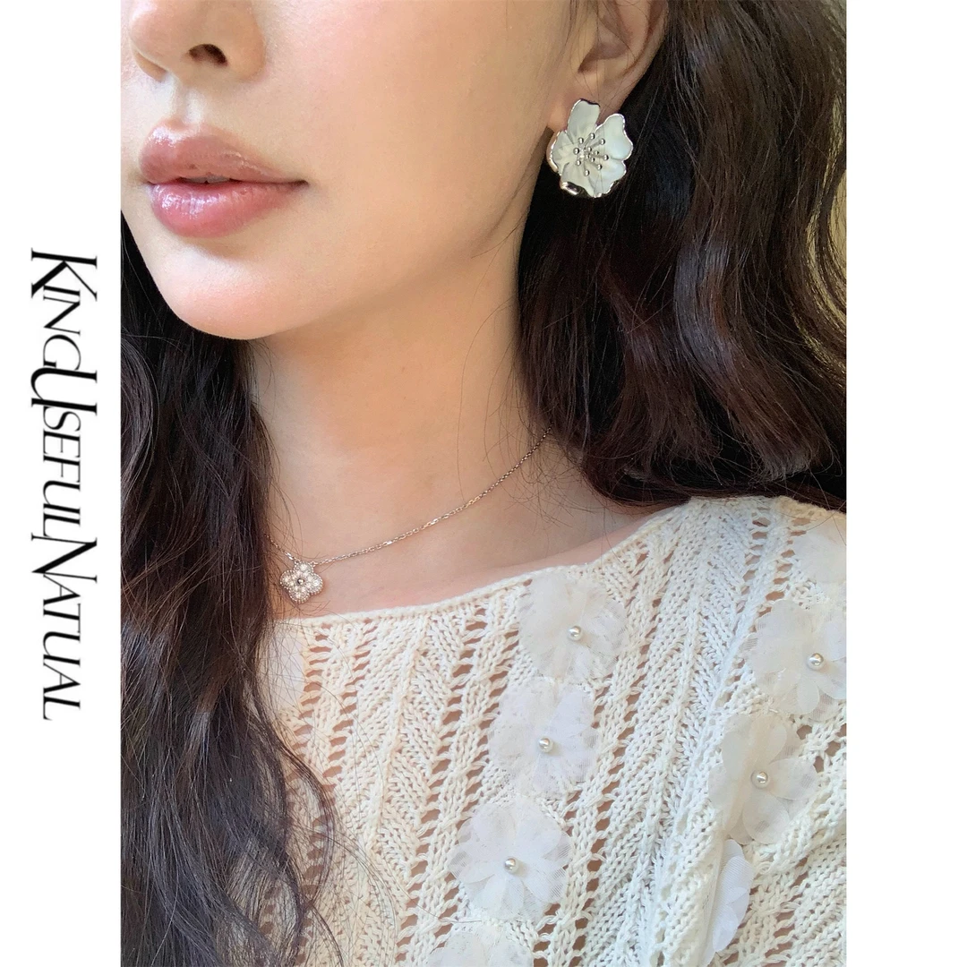 足银树脂耳饰 足银树脂耳饰KUN【白玉兰】法式小众花朵S925银针耳钉