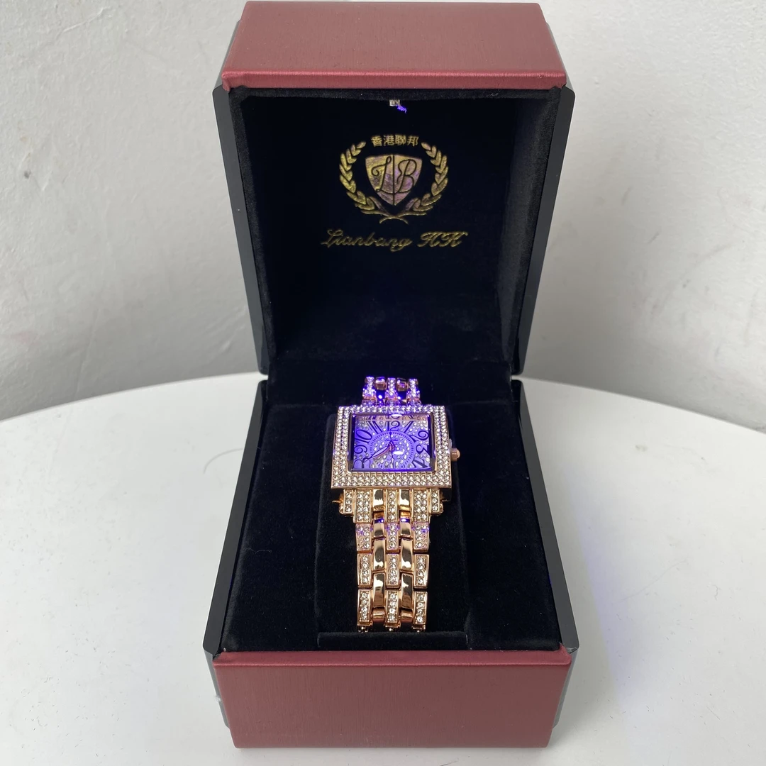 3937【赠调表器】 时尚气质女士手表