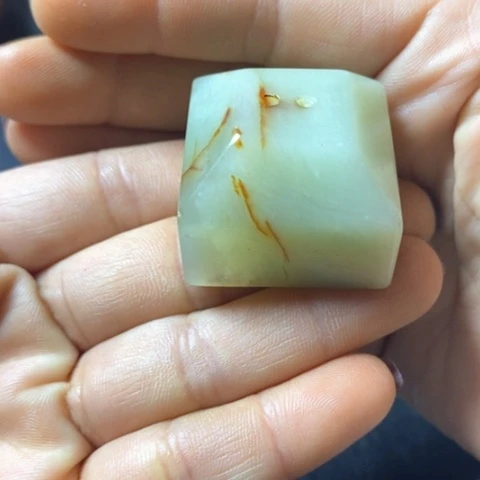 白玉菩提吊坠摆件