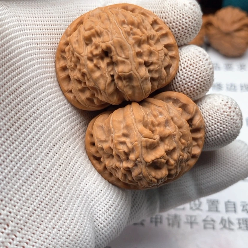 【闪购商品】把件文玩核桃12白狮子