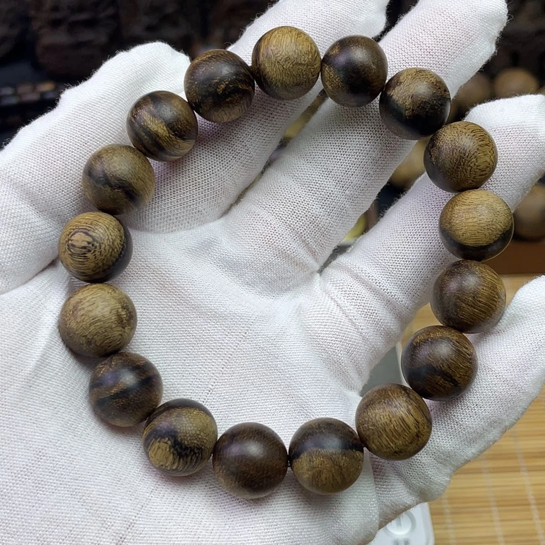 先***觉手串沉香菩萨奇…………………………