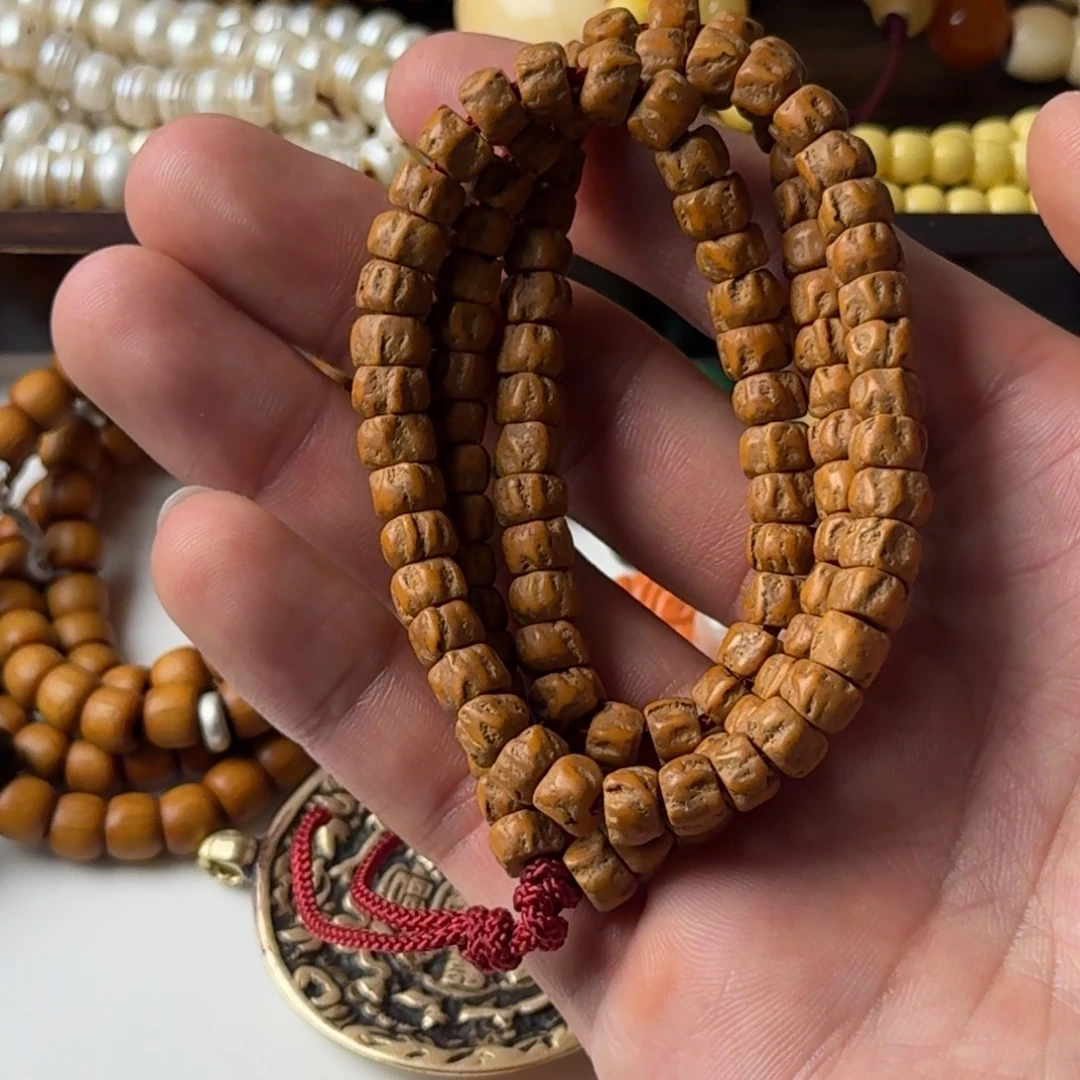 琉璃/树脂/塑料类藏传配饰