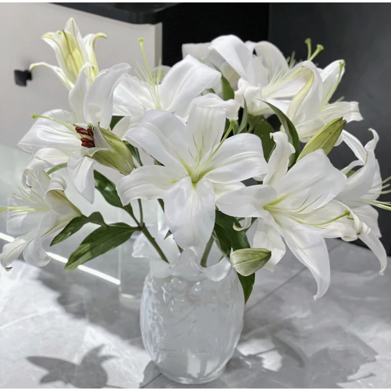 英英鲜花（赞比西）白色单瓣香水百合 任意2单顺丰/京东 云南鲜花直